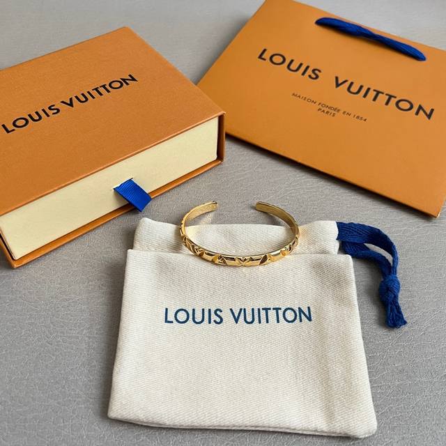 Lv Bracelet, Lv Volt Multi, Featuring A Three-Dimensional Relief Effect. You Can