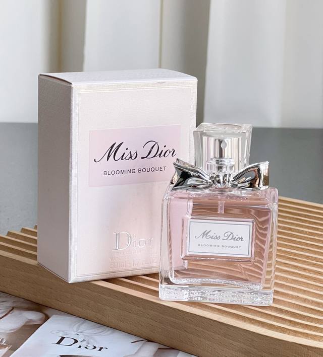 Counter Quality Dior Flower Fragrance Perfume Specifications: 50Ml Top Notes: Si
