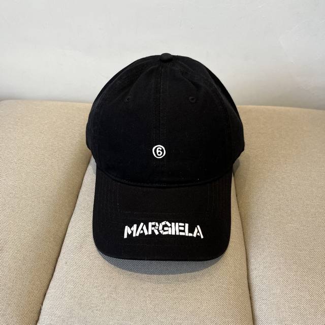 Trendy Brand Official New Arrival, Baseball Cap, Original Quality, Hot Selling!