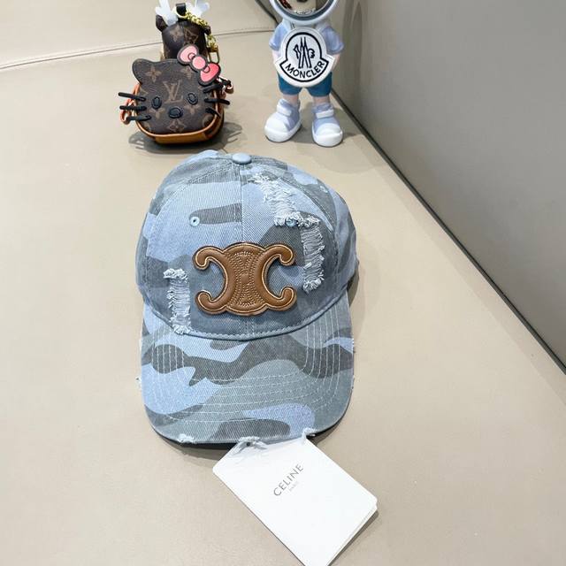 Celine New High-End Cool Camouflage Triangle Logo Baseball Cap, Stylish And Tren