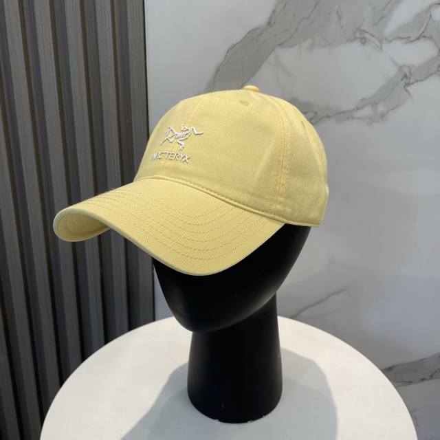 Comes With A Dust Bag. Arc'teryx 2025 New Arrival Minimalist Luxury Baseball Cap