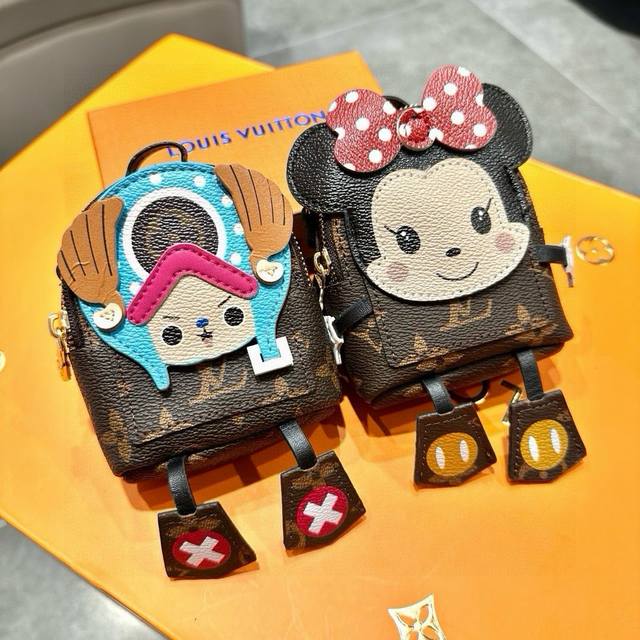 With Original Packaging Louis Vuitton New Minnie Chopper Keychain Wallet Earphon