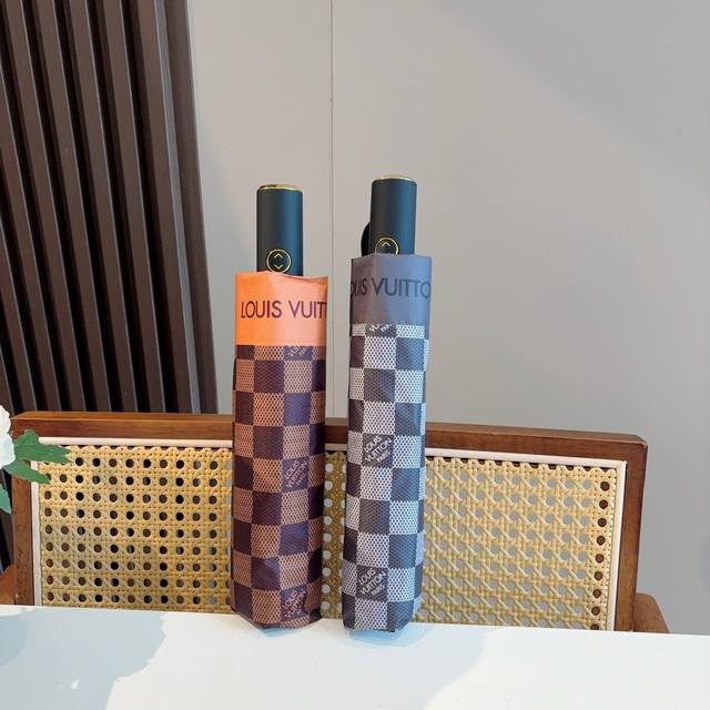Louis Vuitton Louis Vuitton Checkered Pattern Three-Fold Automatic Folding Umbre