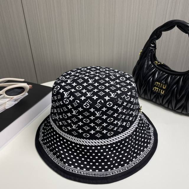 Louis Vuitton Baseball Cap, New Lv Fisherman's Hat, Meticulously Crafted For A P