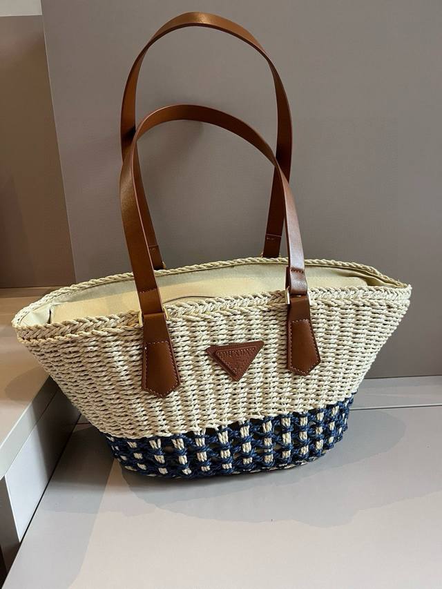Prada Straw Basket Bag, Casual And Relaxed, Essential For Summer Outings. Dimens