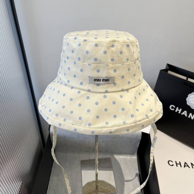 Miu Miu New Fisherman's Hat, Sun Hat, Head Circumference 57 Cm