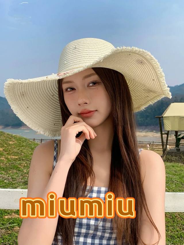 Miu Miu Flower Pearl Bow Straw Hat For Women, Spring/Summer Wide-Brimmed Beach H
