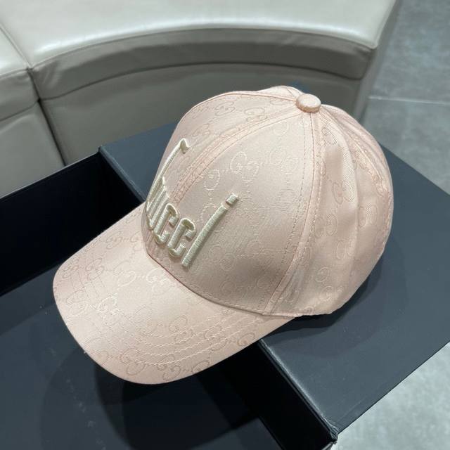Gucci Embroidered Baseball Cap, New Arrival From The Boutique, Simple And Trendy