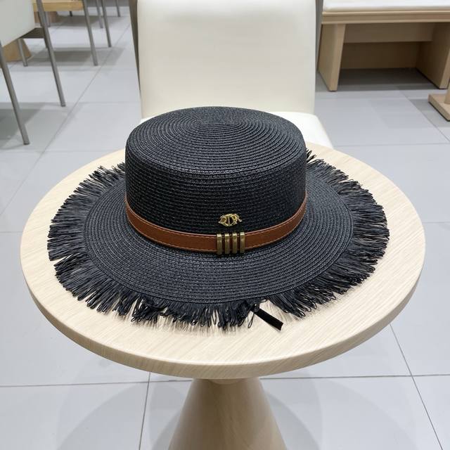 Dior 2025 New Arrival Bow-Tie Flat-Top Straw Hat, A Must-Have For Street Style,