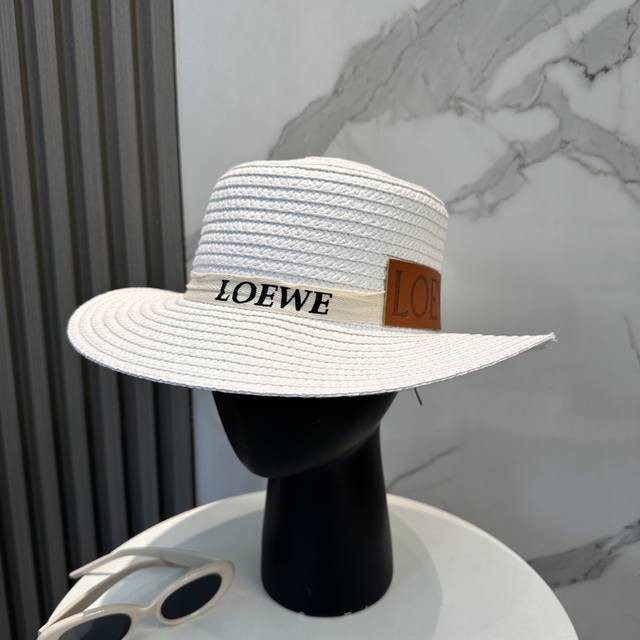 Comes With A Dust Bag. Loewe 2025 New Straw Hat With Woven Brand Strap, Perfect