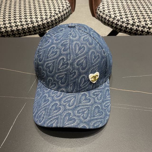 Chanel Hard-Top Fashion Washable Denim Baseball Cap For Women, Autumn/Winter Out