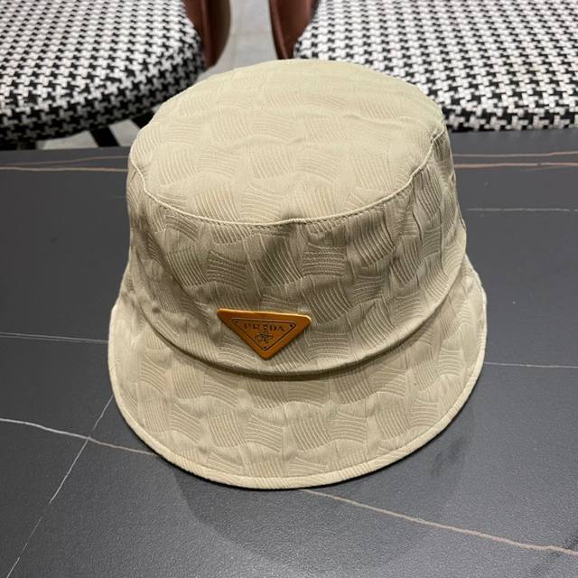 Prada Spring/Summer New Arrival Sun-Protective Fisherman's Hat, New Arrival, Hig