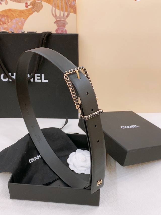 Chanel Twisted Rope Buckle, New Design With A Flipped Leather Buckle Paired With