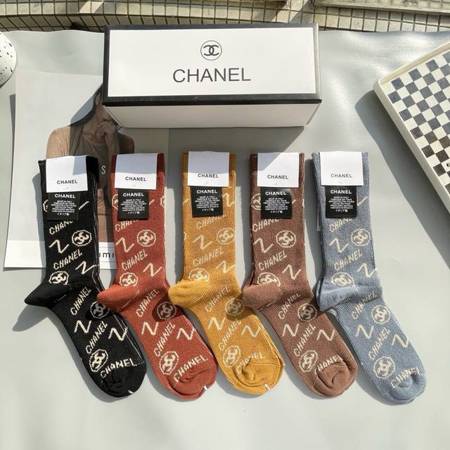 Packaging: One Box Contains Five Pairs Of Chanel Socks. These Are Chanel's New H
