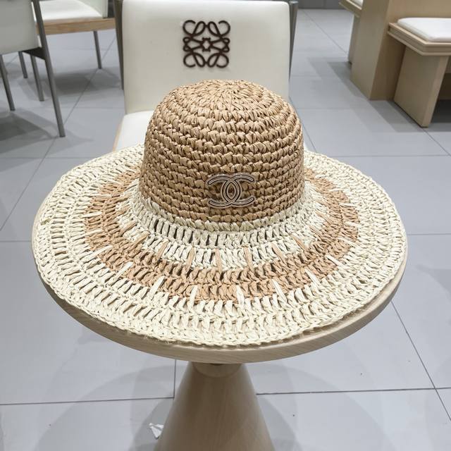 Chanel European Edition 2025 New Fashionable, Versatile, Slimming Straw Hat For