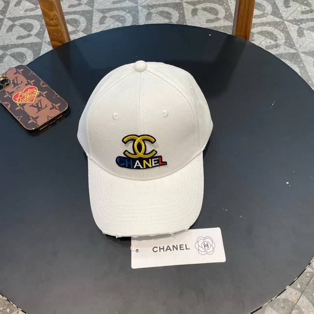 Chanel Chanel 2025 Early Spring New Minimalist Baseball Cap, Unisex