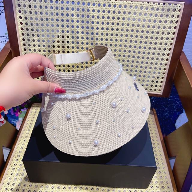 High-Volume Miu Miu ~ Summer New Arrival Thin Braided Small Bucket Hat. A Practi