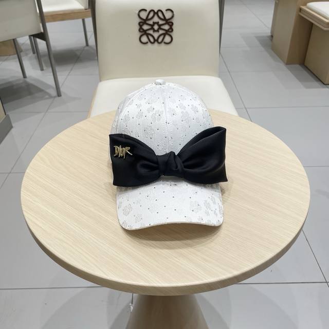 Dior Bow-Tie Duckbill Hat For Women, Hard-Top, Sweet And Cute, With Rhinestones,