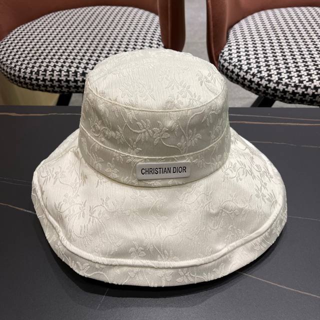Dior New Fisherman's Hat, Elegant And Stylish, Cool And Fashionable, Exceptional