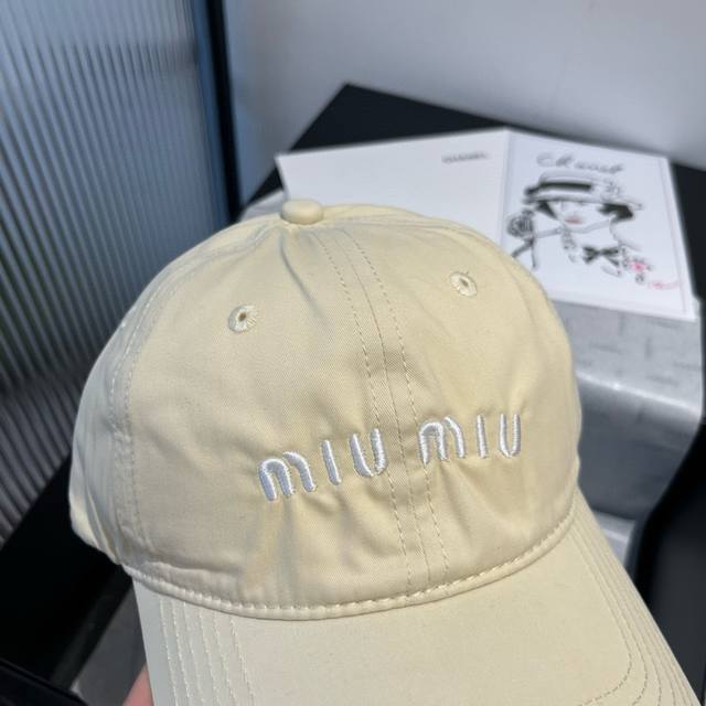 Miu Miu New Baseball Cap, Premium Fabric, Head Circumference 57 Cm