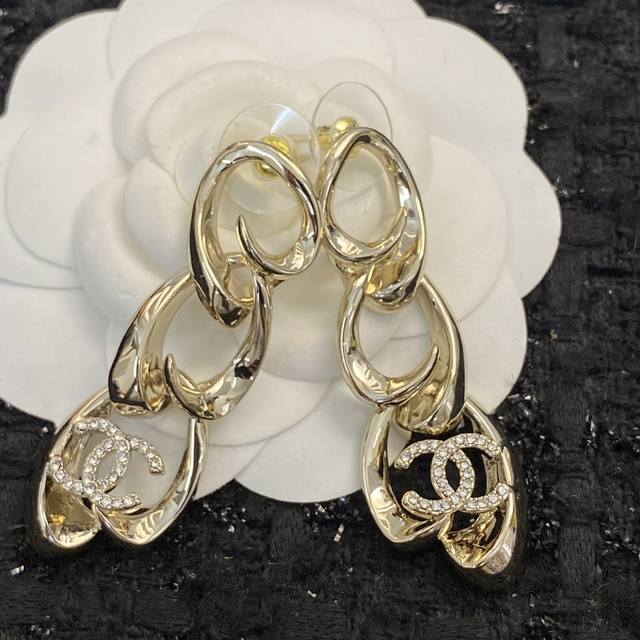 Chanel Earring Bestsellers Now Available! Zp Chan 23 Fringe Feather Double C Cry