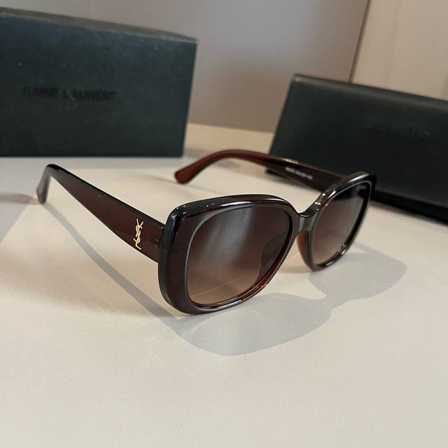 Ysl Saint Laurent Sunglasses, Face-Shaping Sun-Blocking Sunglasses, High-End And