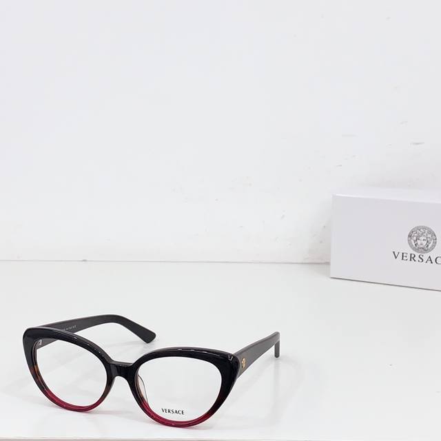 Versacemodel:Ve3349Usize:54 Mouth 19-145