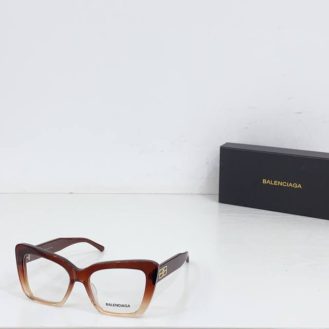 Balenciag* Model: Bb0297O Size: 52 Mouth 16-145
