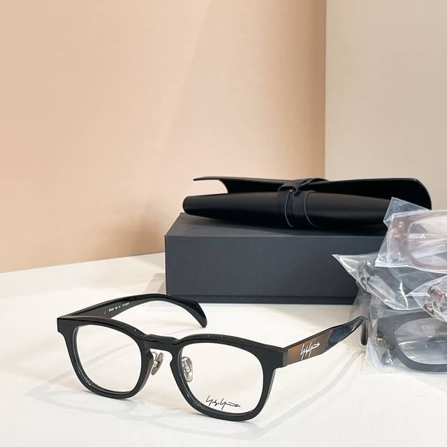 Yohji Yamamoto Model: 0083 Size: 59 X 22-150 High Version~~