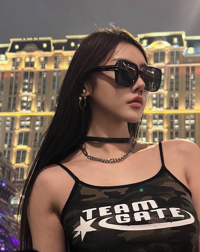 Gucci 2025 New Trend-Setting Bestseller Fashionable Square-Frame Sunglasses Comf