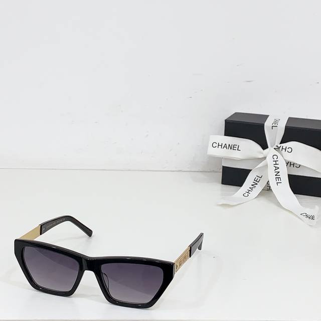 Chanel* Model: Ch8204 Size: 55-17-145