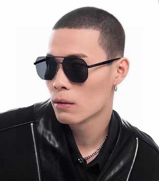 Gucci 2025 New Men's And Women's Couple Sunglasses, Polygonal Sunglasses, Ip Pla
