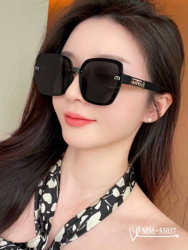 Italian Miu Miu . Polarized Lenses Made From Polaroid Resin . Tr90 Frame For Lig