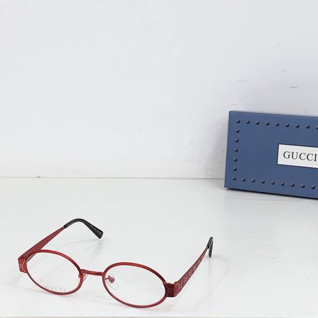 Gucci* Model: Gg1854S Size: 53 Mouth 18-145,