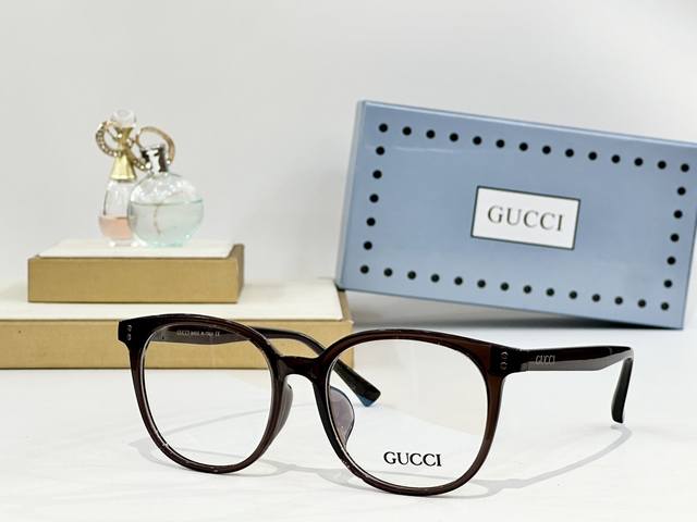 Gucc* Model: Gg1905A Size: 54 Mouth 22-145