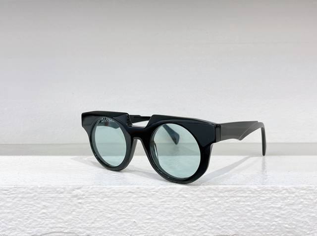 Kub Raum Model: Maske U1 Size: 47 Cm 25-145 Shipping Box~