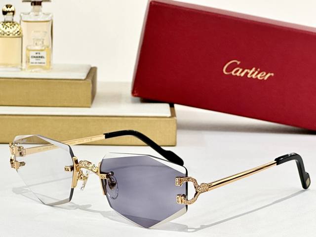 Cartier Model: Ct0582S Size: 142
