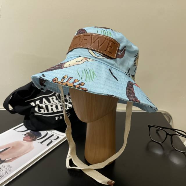 Lowewe Japanese Import, Same Style As Yu Shuxin's Fisherman's Hat, Lotus Mermaid