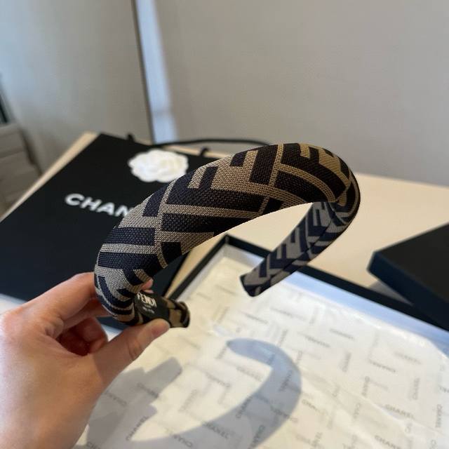 Fendi Vintage Floral Hairband