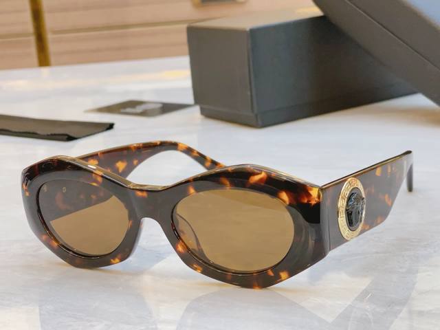 Versac* Versace New Sunglasses, Model: Ve 422 E, Size: 51Mm 21-145