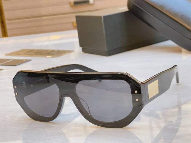 Dolce & Gabbana D*G New Sunglasses, Model: Dg4481, Size: 148-145