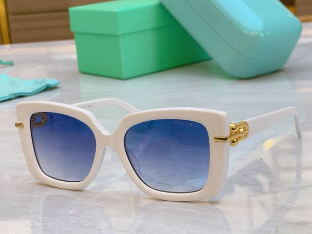Tiffany & Co. Tiffany New Sunglasses, Model: Tf4199, Size: 53Mm 18-140