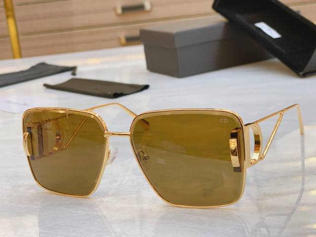 Dio* Dior New Sunglasses, Model: Dsgta42Ucr, Size: 64Mm 16-140