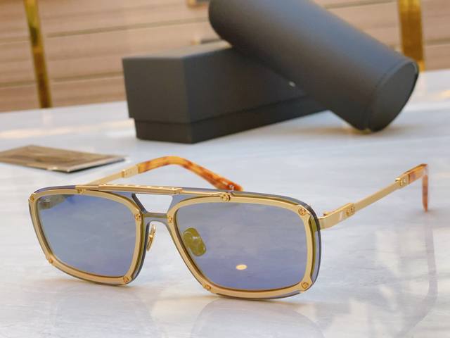 Hublot New Sunglasses. Model: H040.021 9, Size: 139Mm 00-145Mm