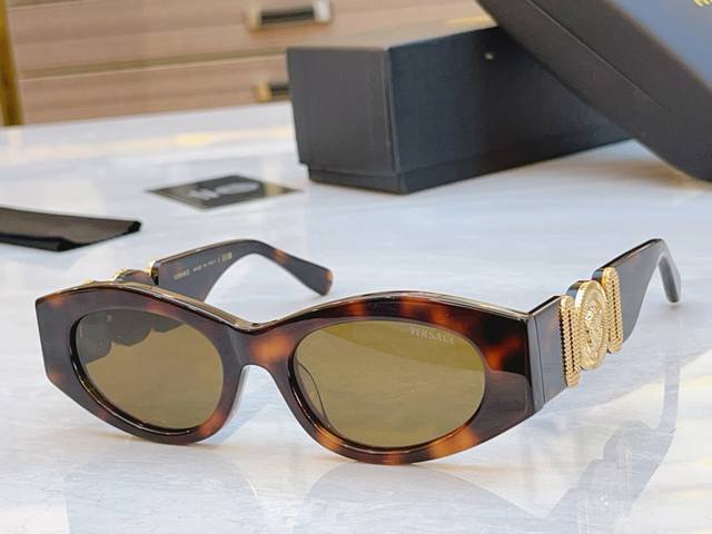 Versace New Sunglasses, Model: Ve 44780U, Size: 52Mm 19-148