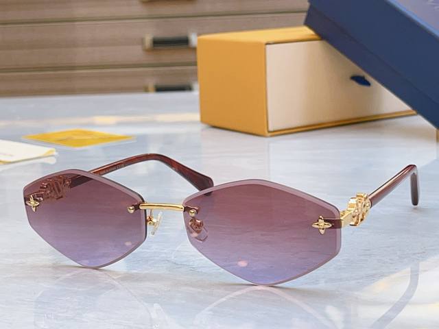 Louis Vuitton* New Sunglasses, Model: Z24601, Size: 63Mm 167-145