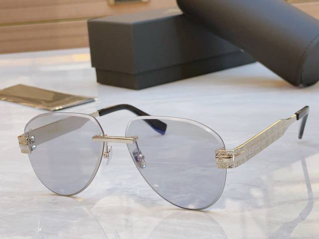 Hublot New Sunglasses. Model: H319, Size: 54Mm X 21-145Mm