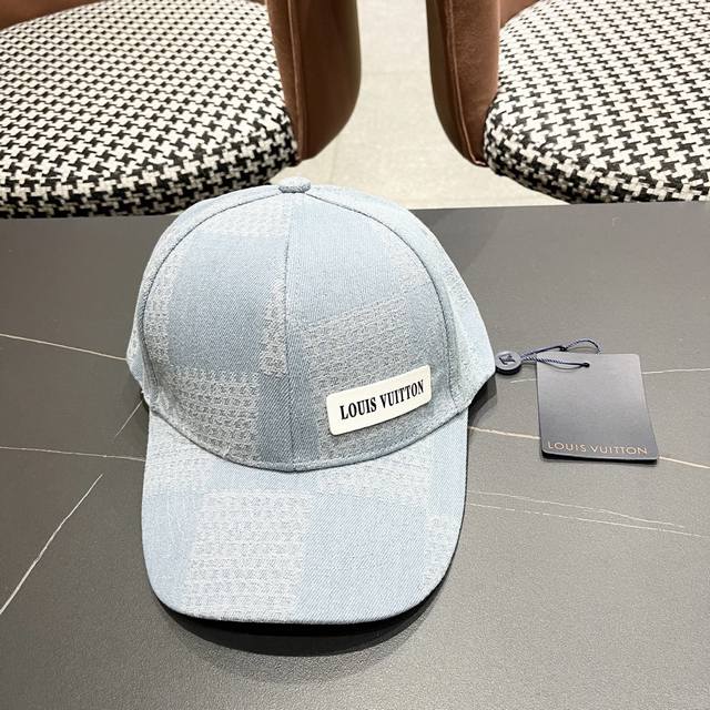 Lv Louis Vuitton 2025 Spring/Summer New Simple Baseball Cap For Men And Women, F