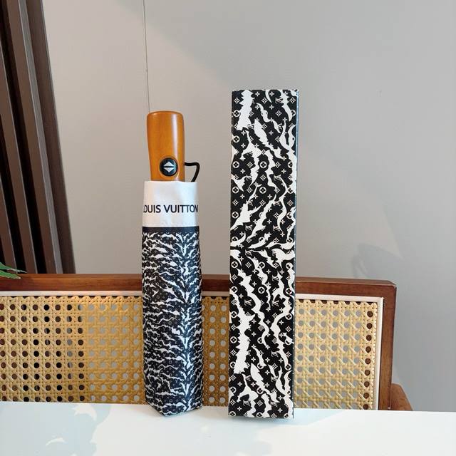 Louis Vuitton New Three-Fold Automatic Folding Umbrella With New Coating Technol
