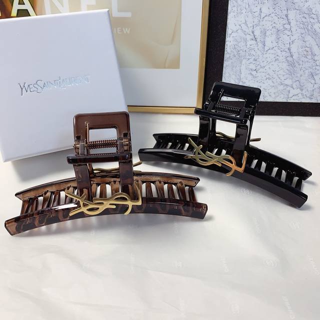 Ysl Saint Laurent Yangshulin Hairpin Acrylic Titanium Steel Logo Grab Clip Elega